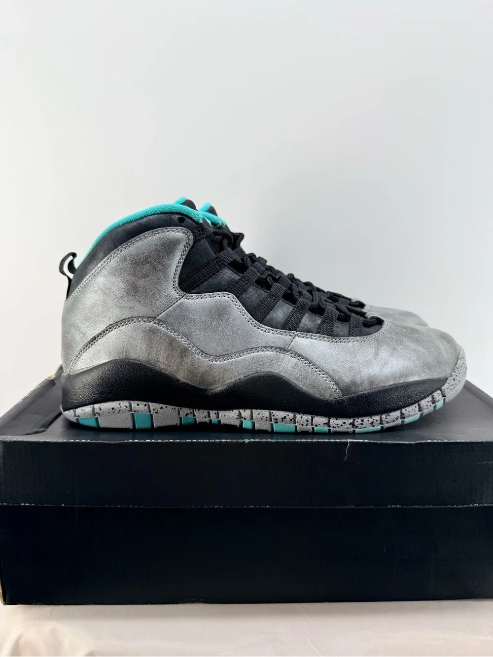 Jordan stylish grey